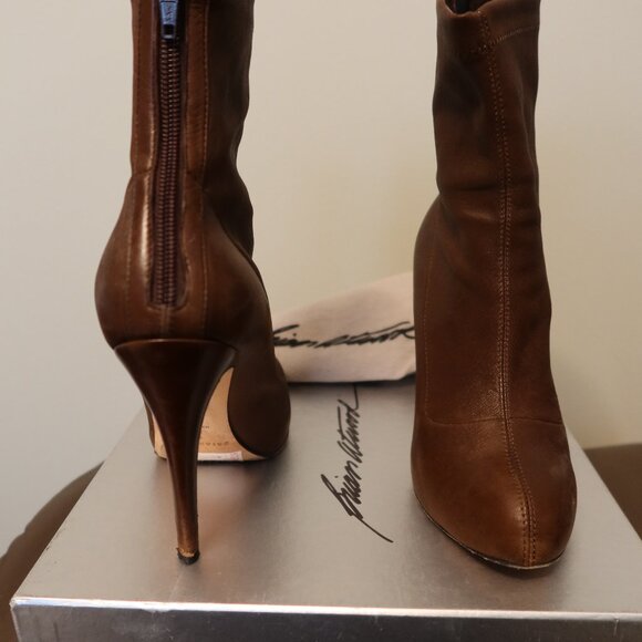 $880 Brian Atwood Angie 120 stiletto boots brown leather Made in Italy size 37 - Picture 1 of 16